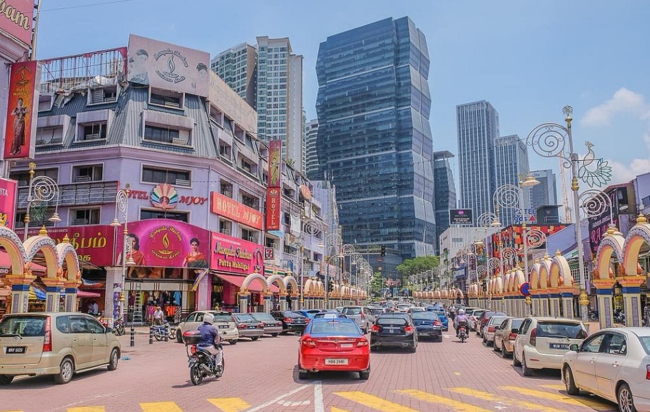 Little India: Harga Tiket, Waktu Operasi & Aktiviti (2026) 5 Menikmati Hidangan India Terbaik