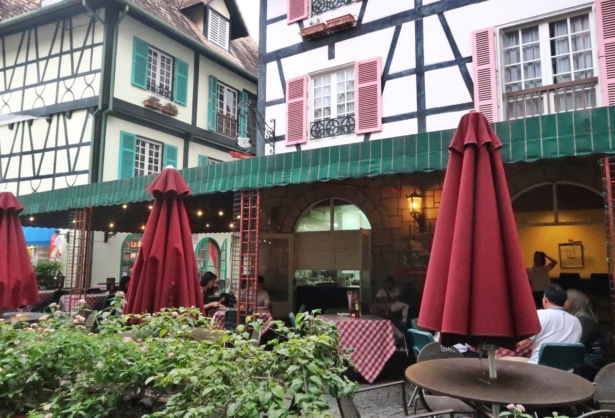 Menikmati-Kuliner-Perancis Menikmati Kuliner Perancis