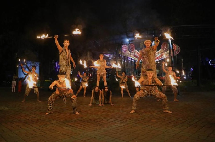 Hiburan di Everia Entertainment Centre